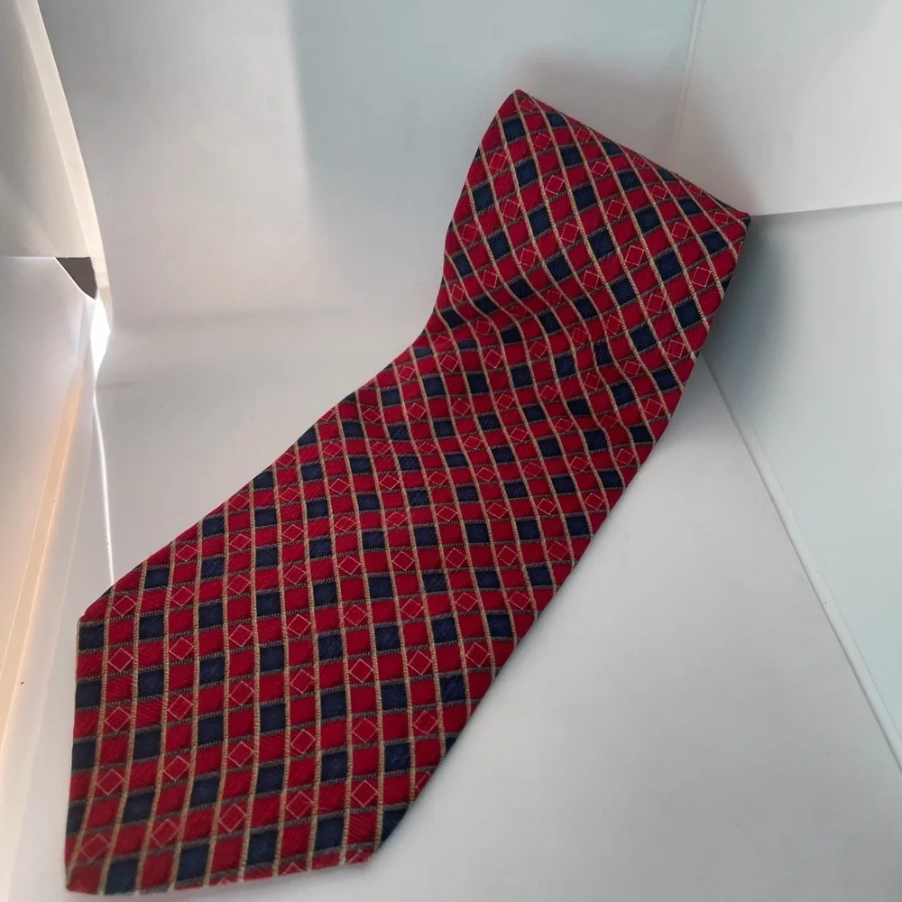 Bill Blass Red and Blue‎ Geometric Tie Academia Preppy Office Formal